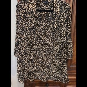 Moda International size Med Leopard  Tunic Top